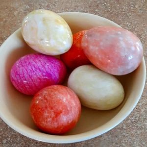 6 alabaster Easter eggs